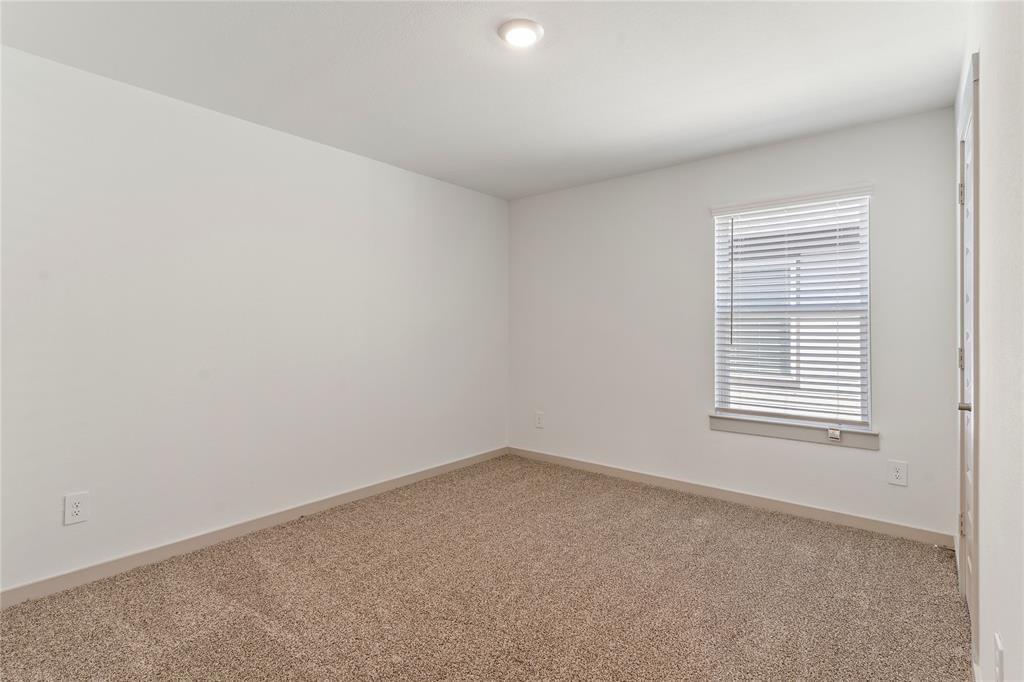 29318 Hoelzen Hollow Drive