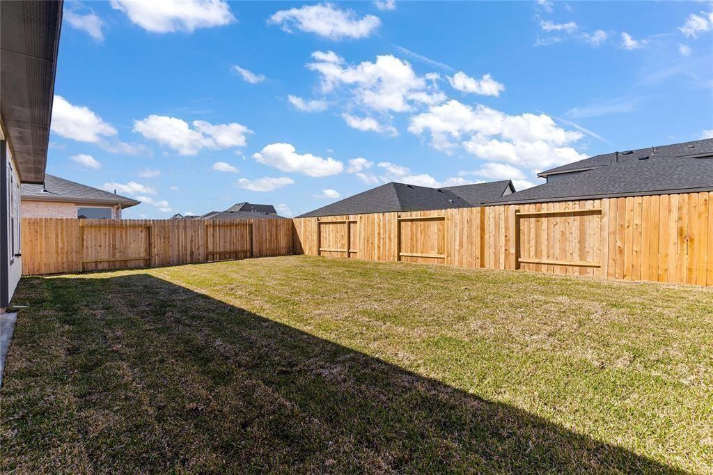 29318 Hoelzen Hollow Drive