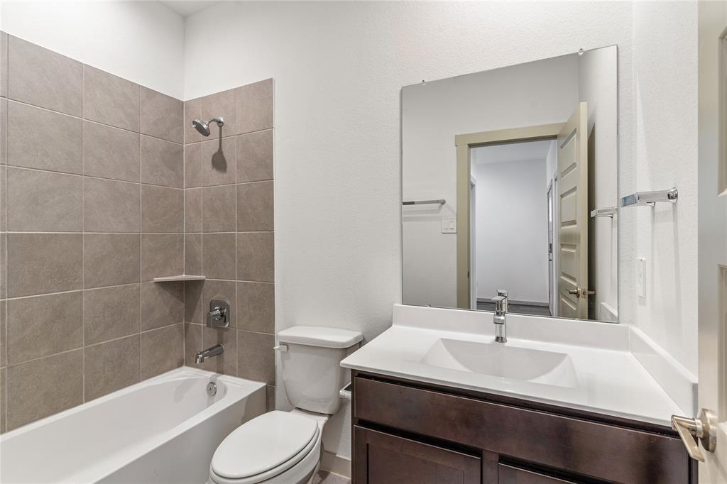 29318 Hoelzen Hollow Drive