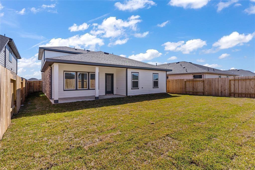 29318 Hoelzen Hollow Drive