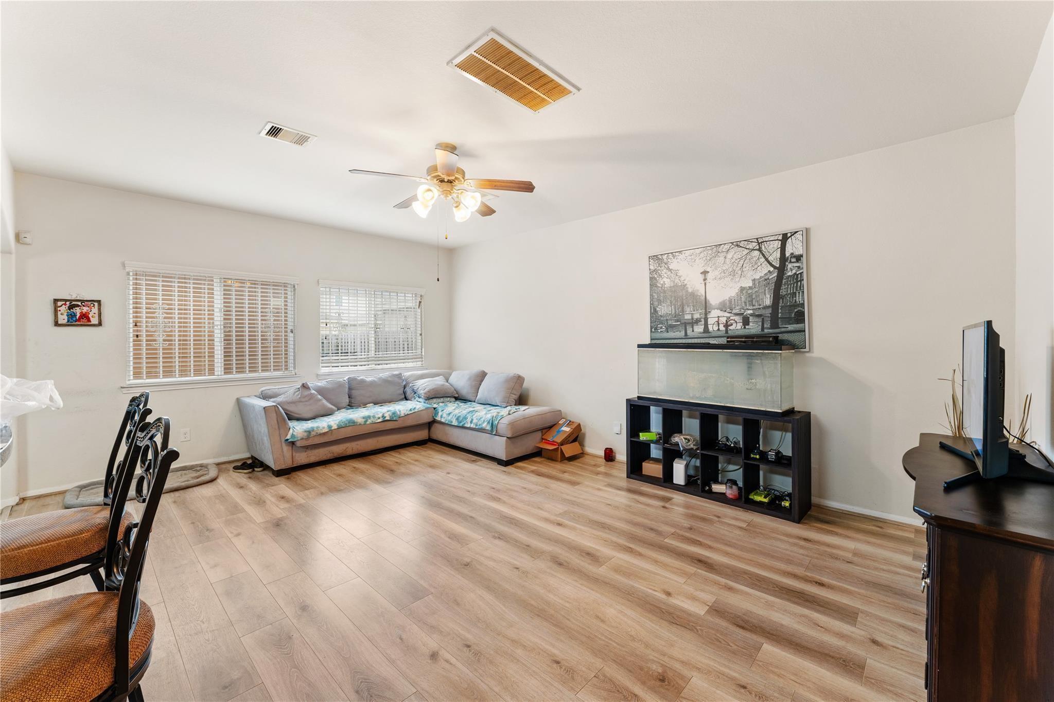 7255 Autumn Sun Drive
