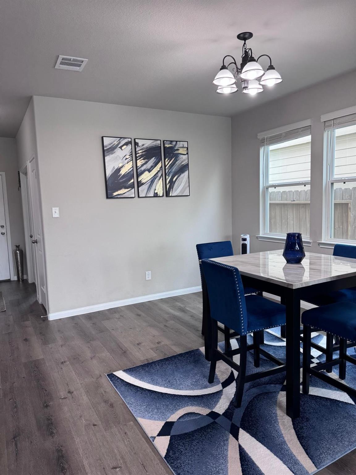 24718 Bastiani Canvas Lane