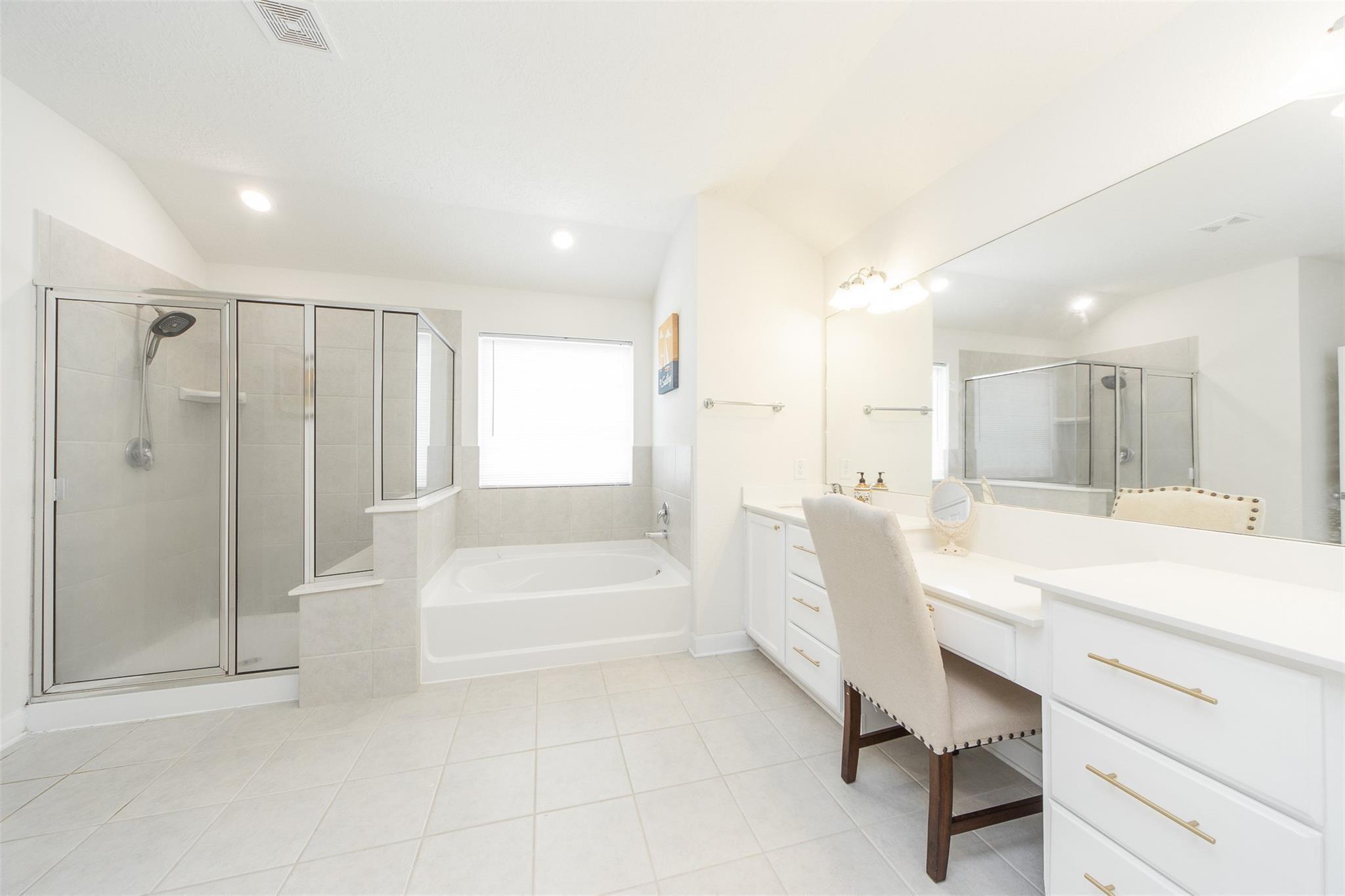 15406 Easton Gate Lane