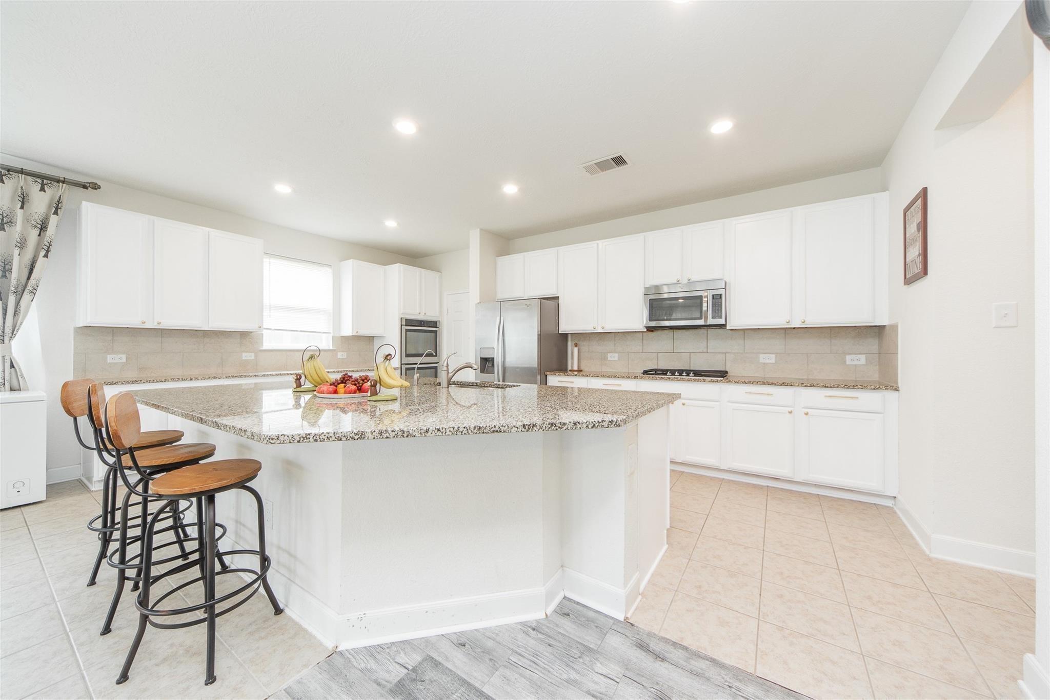 15406 Easton Gate Lane