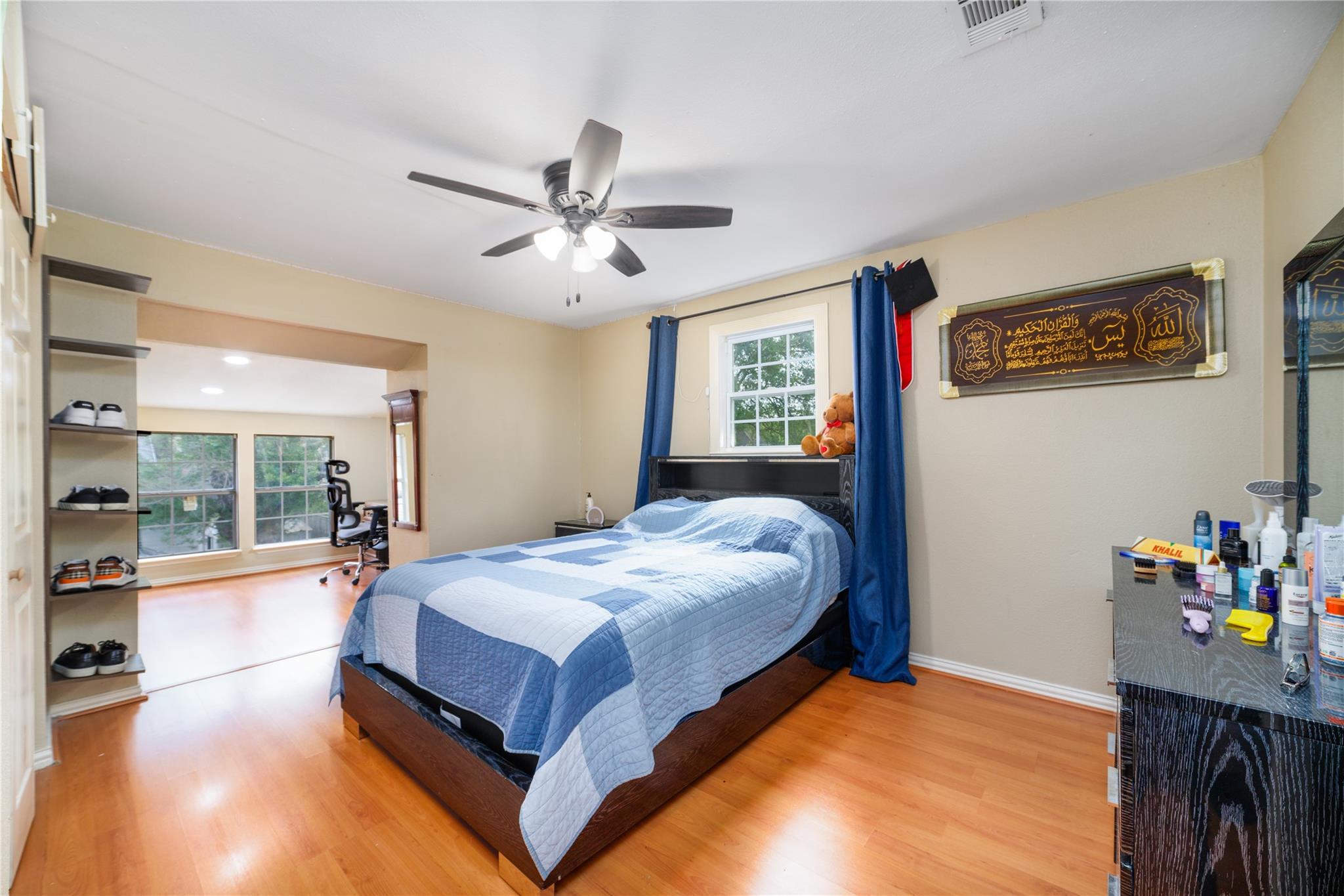 7711 Miller Glen Lane