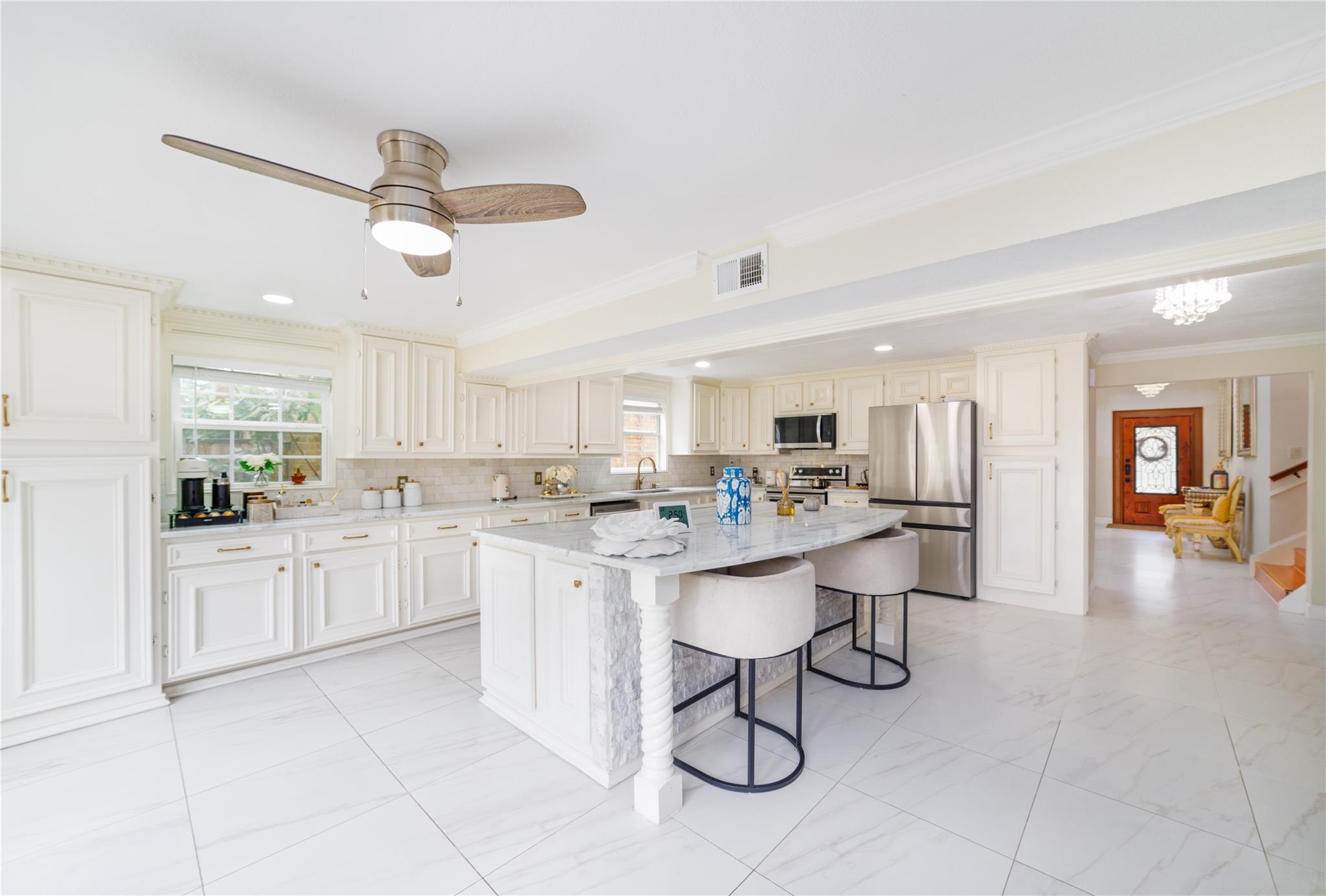 7711 Miller Glen Lane
