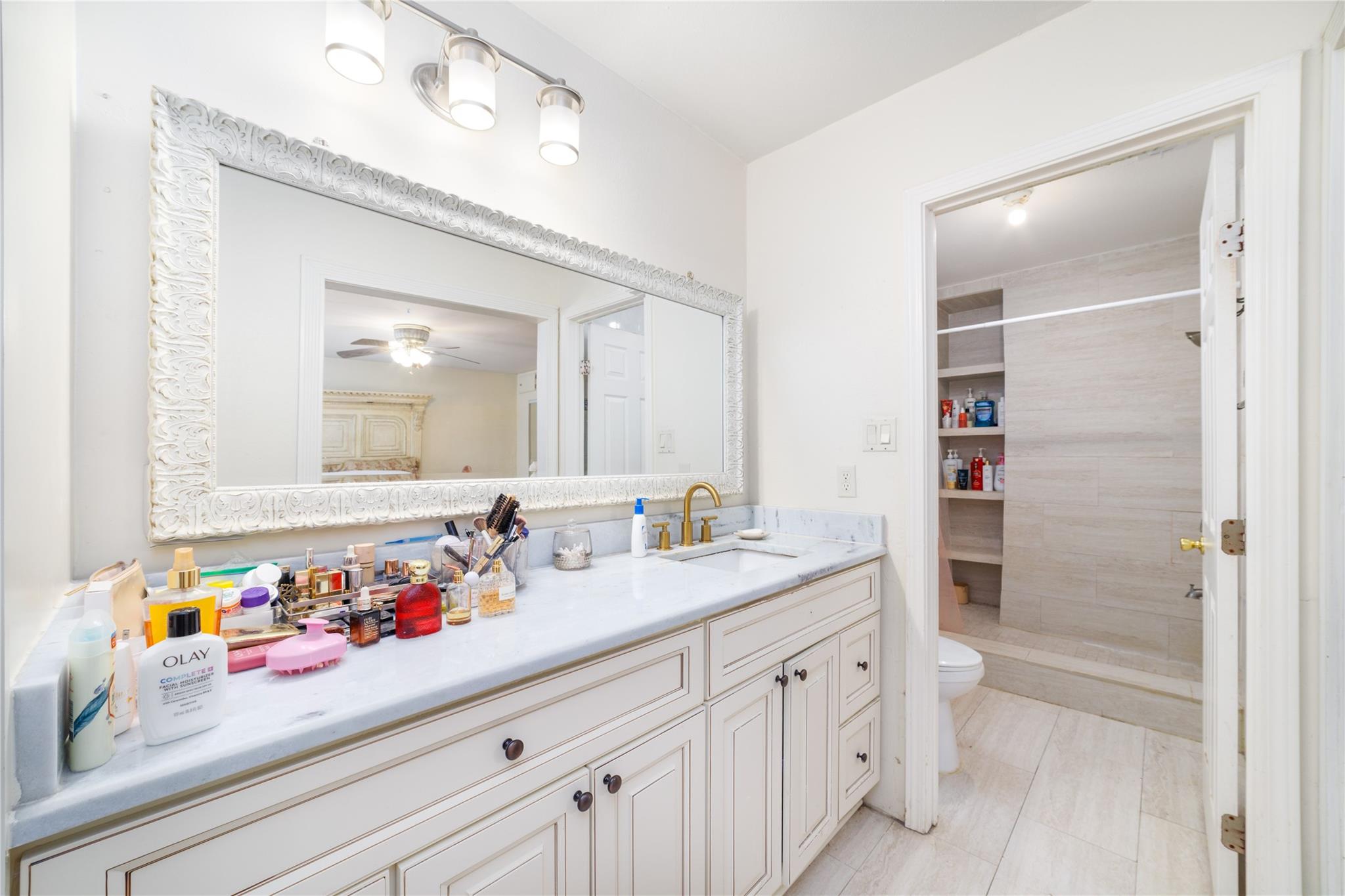 7711 Miller Glen Lane