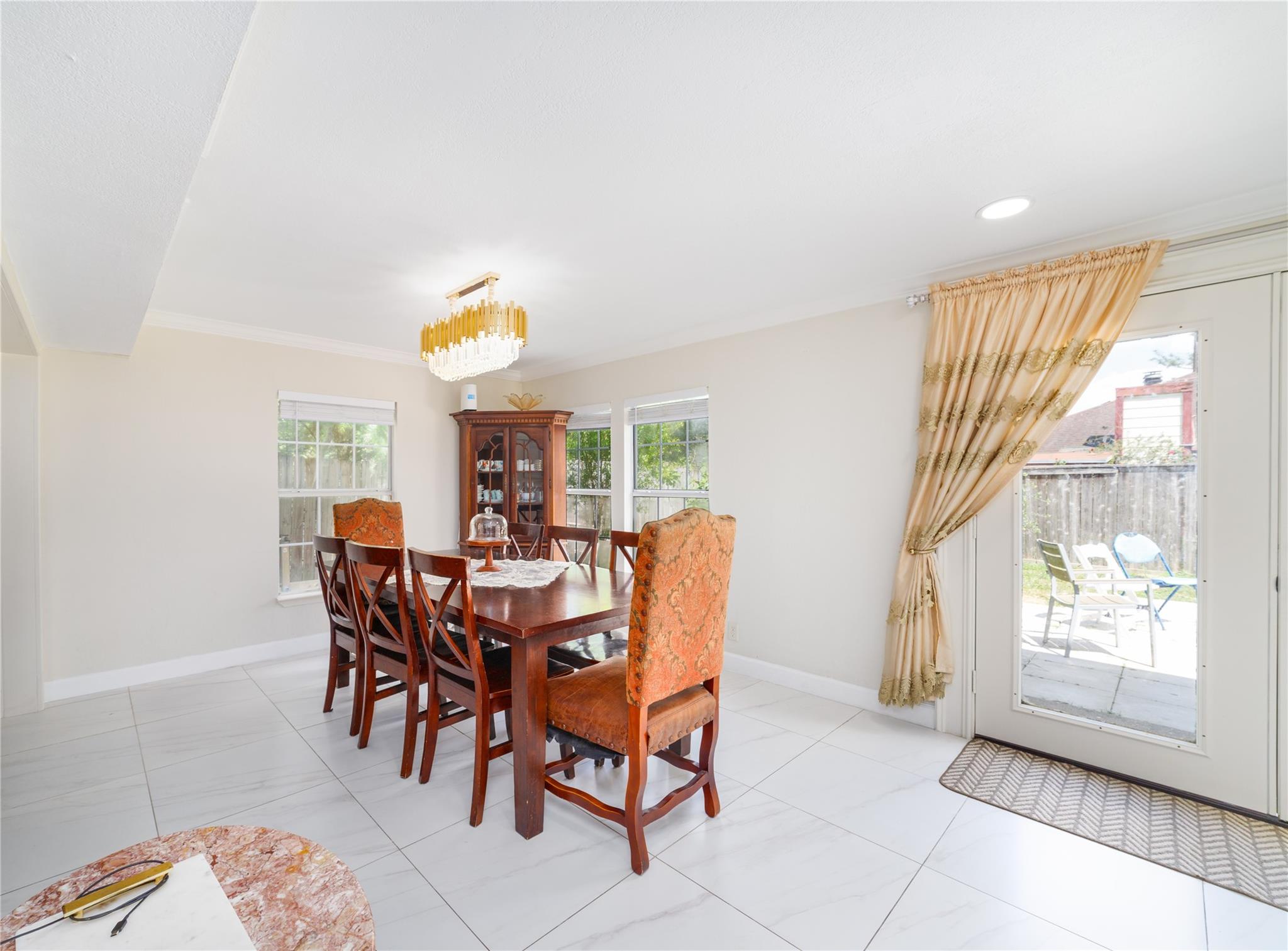 7711 Miller Glen Lane