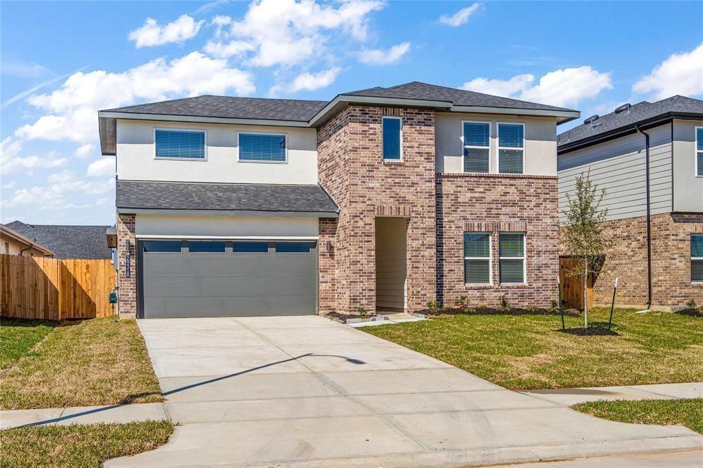 29318 Hoelzen Hollow Drive