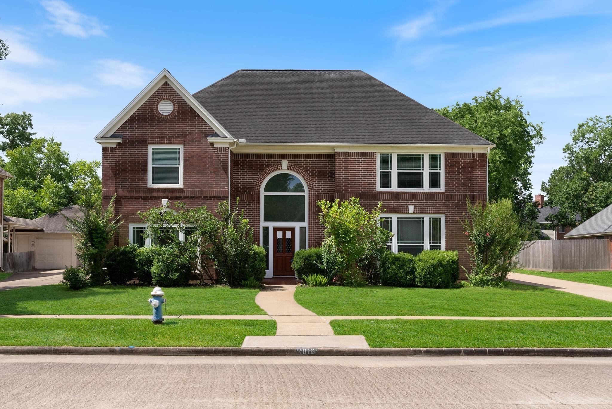 1818 Hillgreen Drive