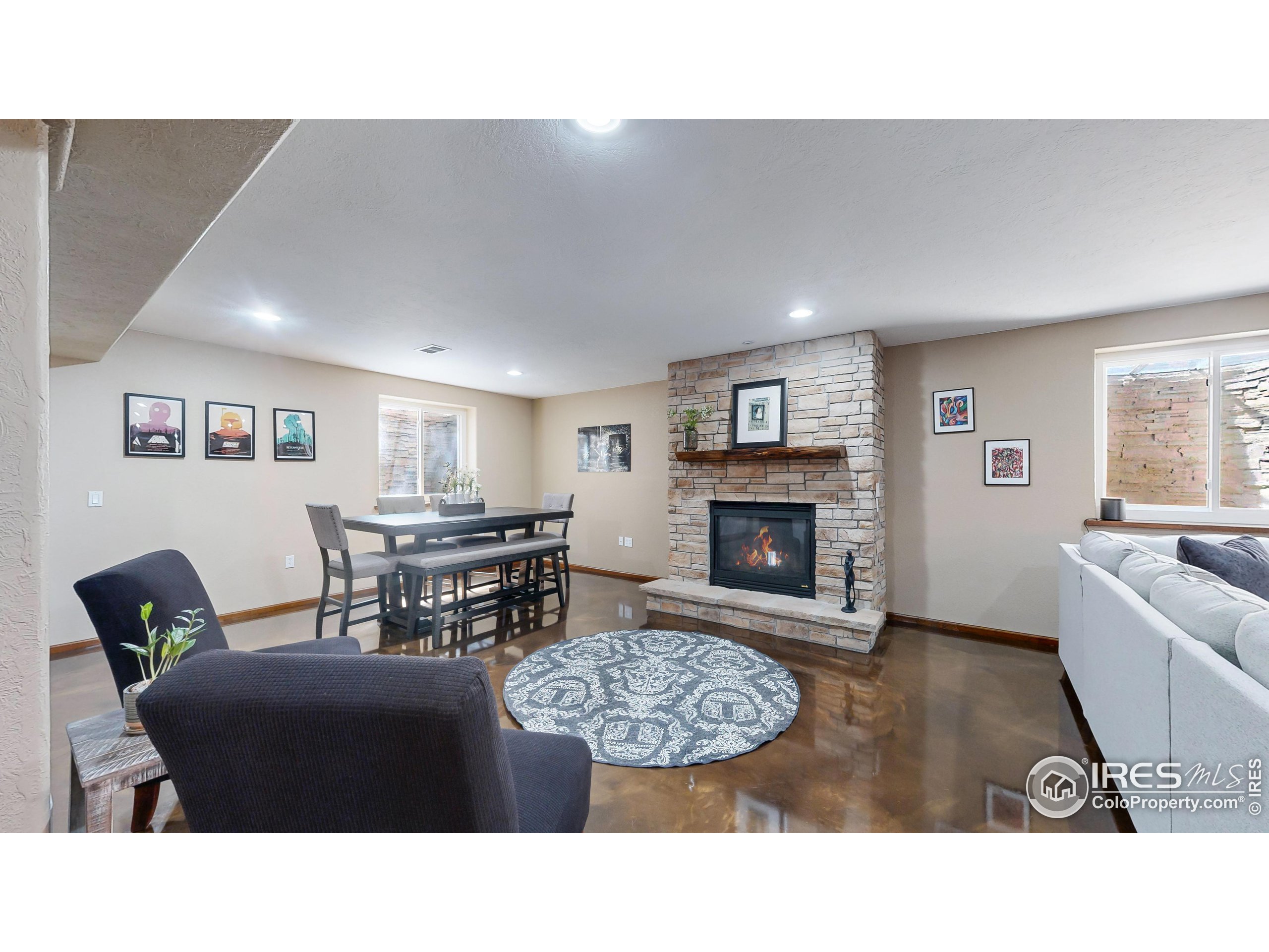 6427 Garrison Ct