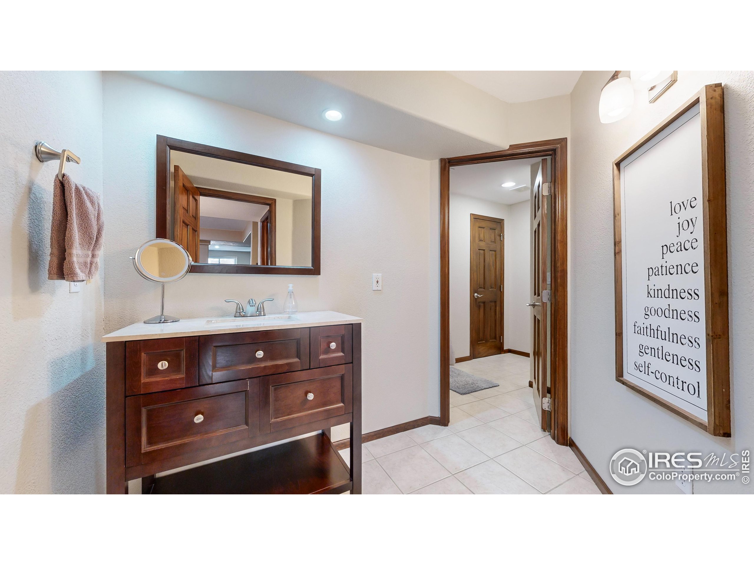 6427 Garrison Ct