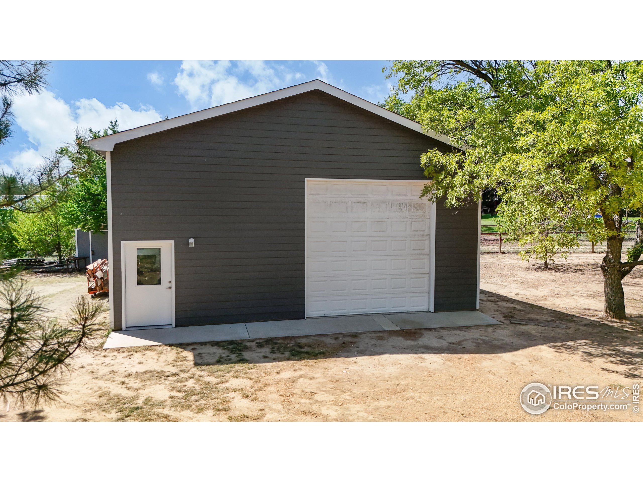 1200 Gregory Rd