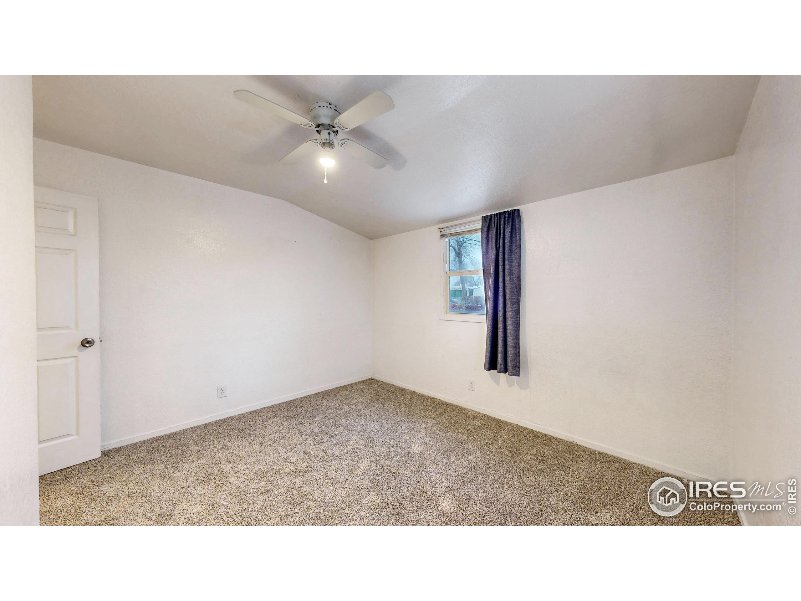 414 16th Ave Ct