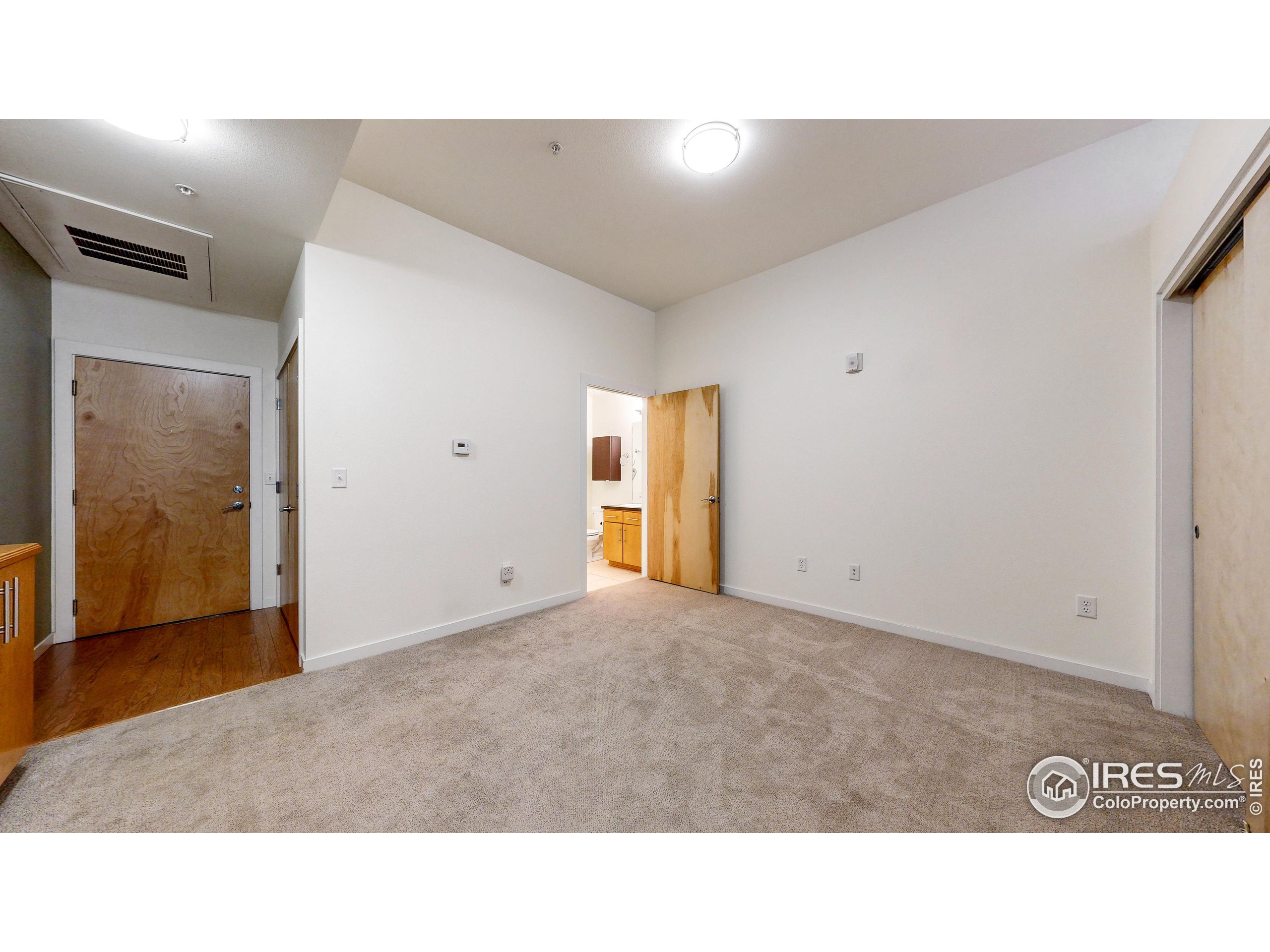 204 Maple St 403