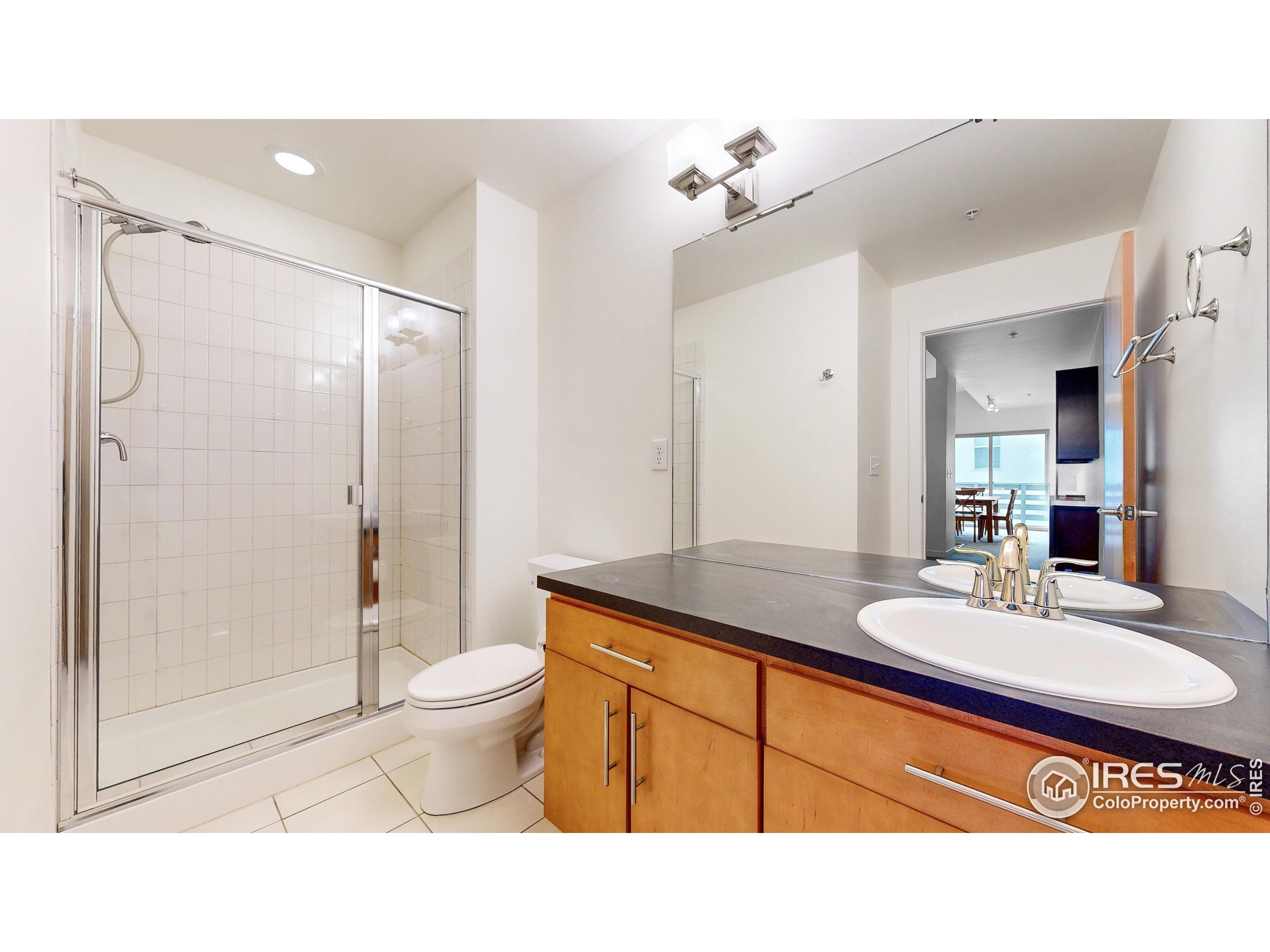 204 Maple St 403