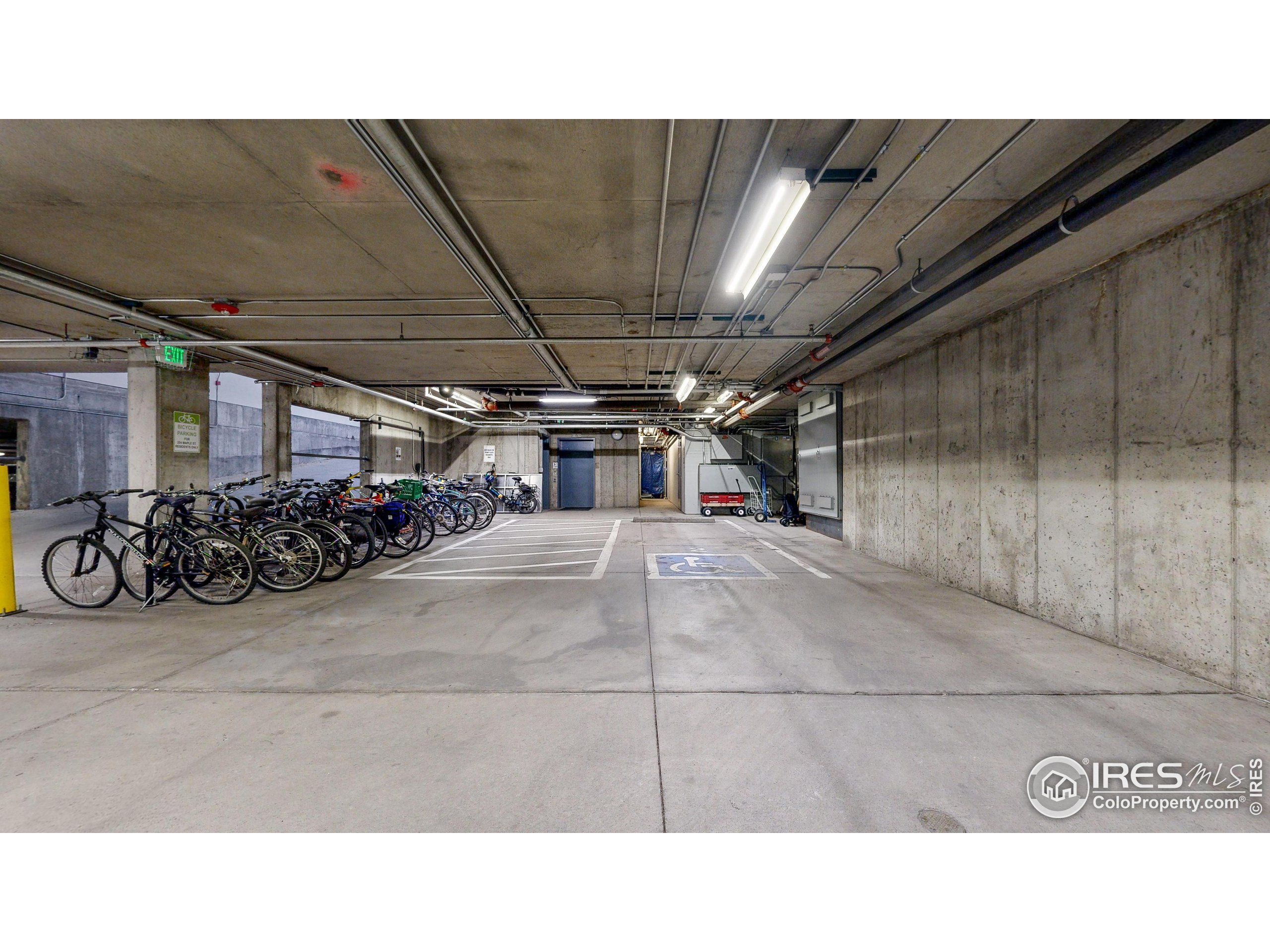 204 Maple St 403