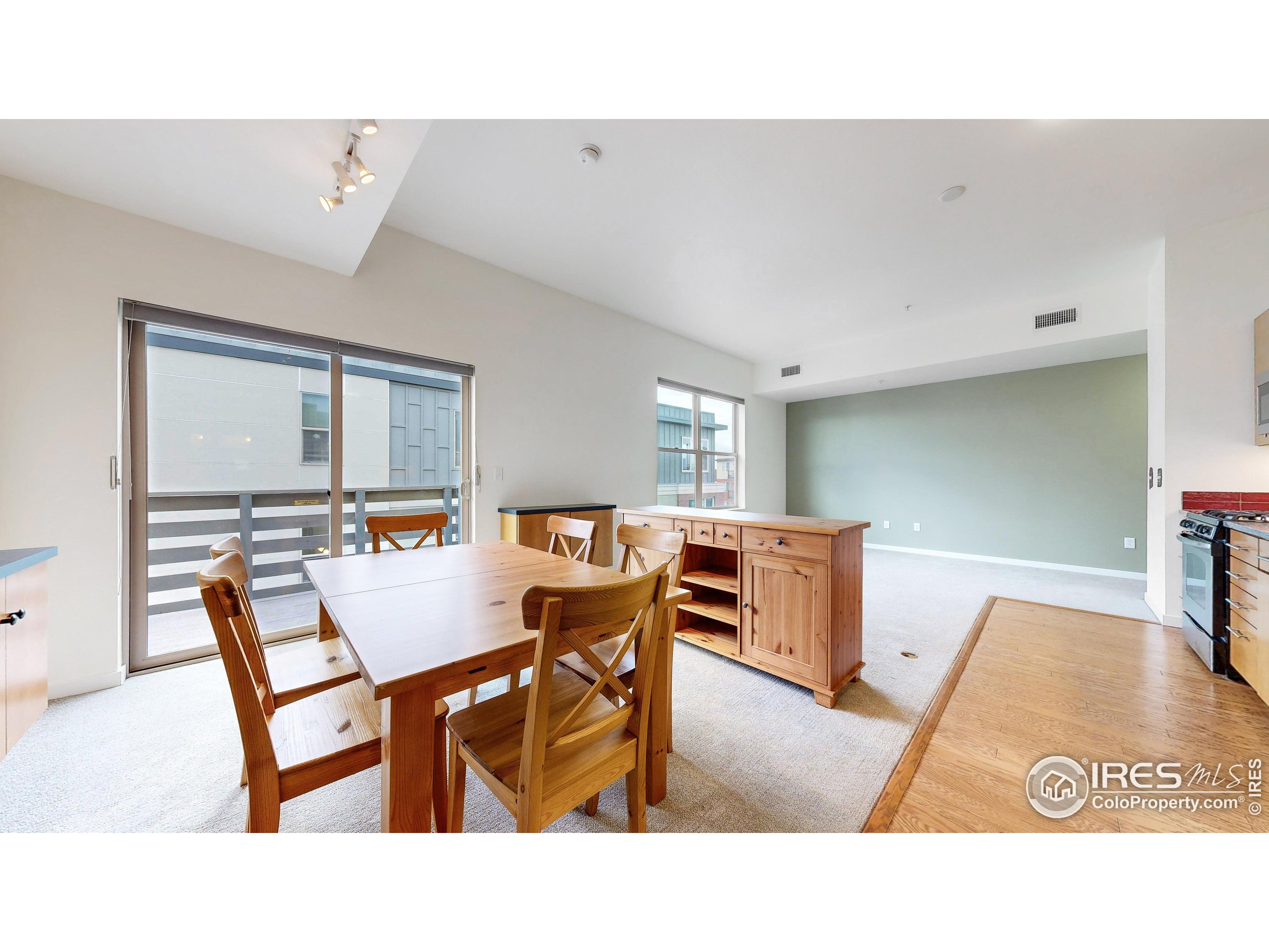 204 Maple St 403