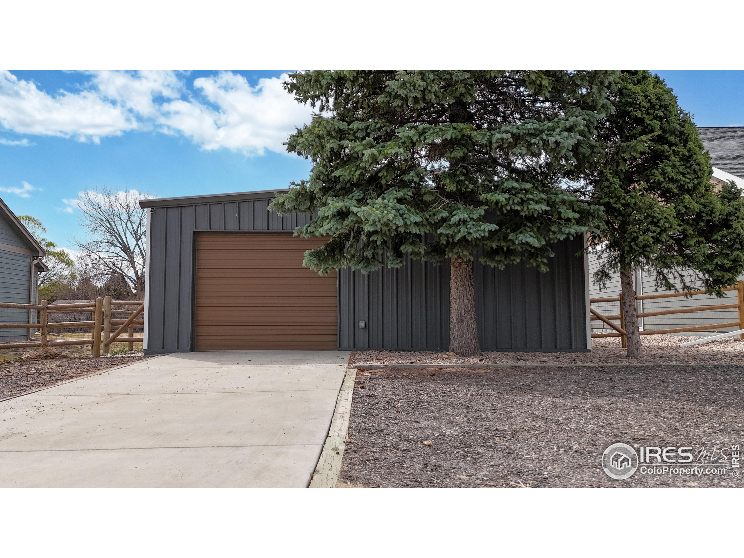 3625 Mariah Ln