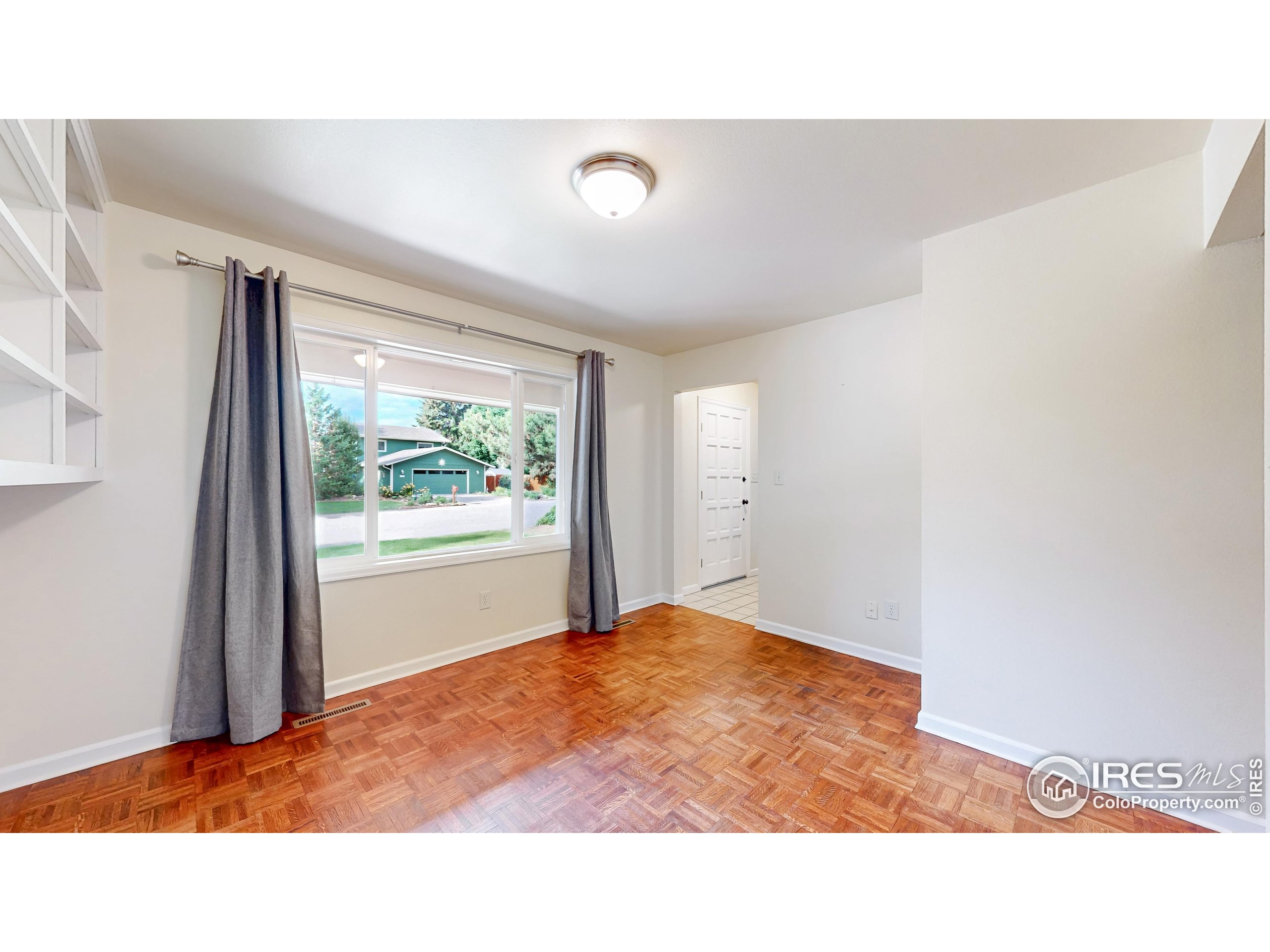 1706 Lakeshore Dr