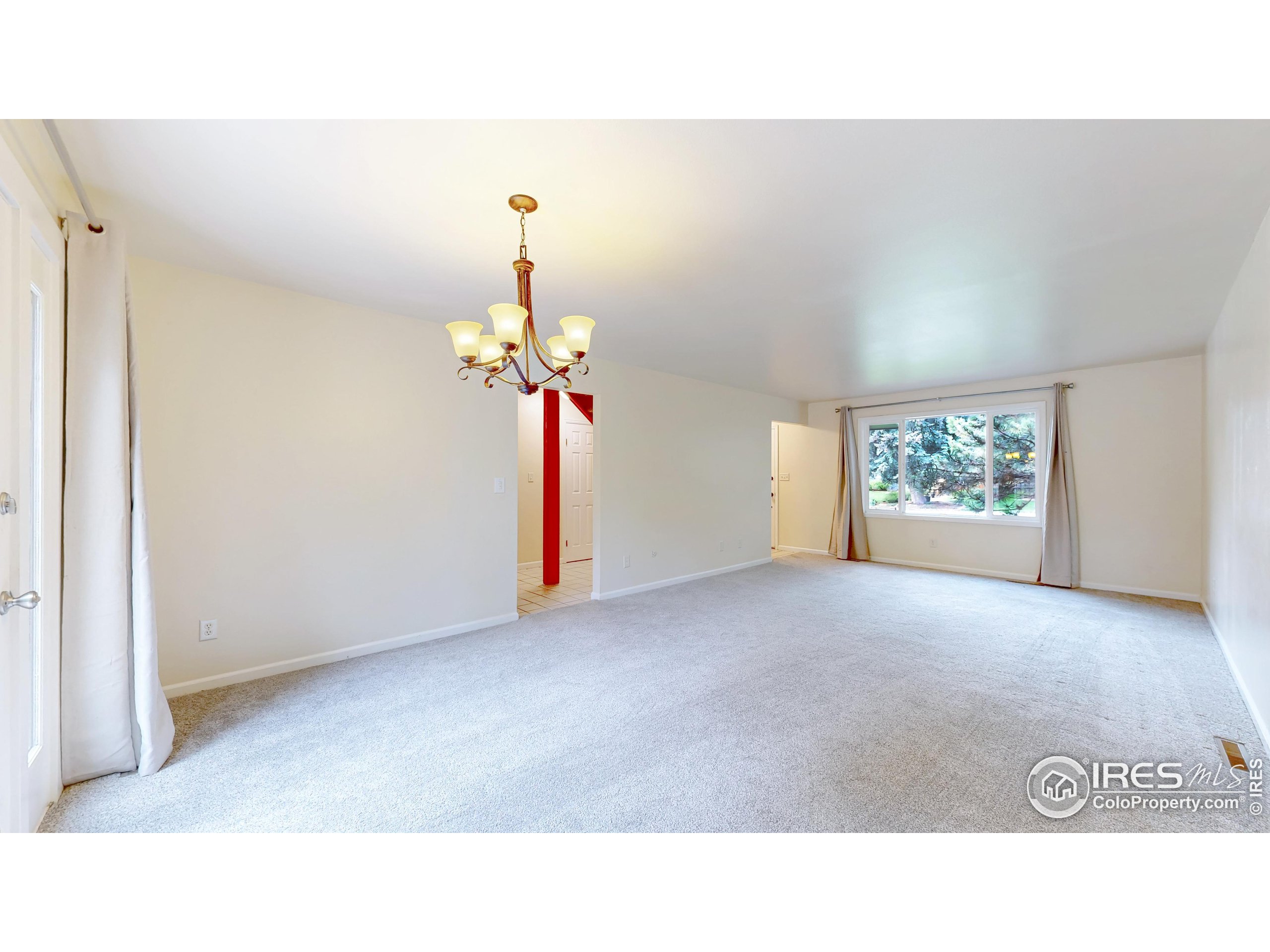 1706 Lakeshore Dr