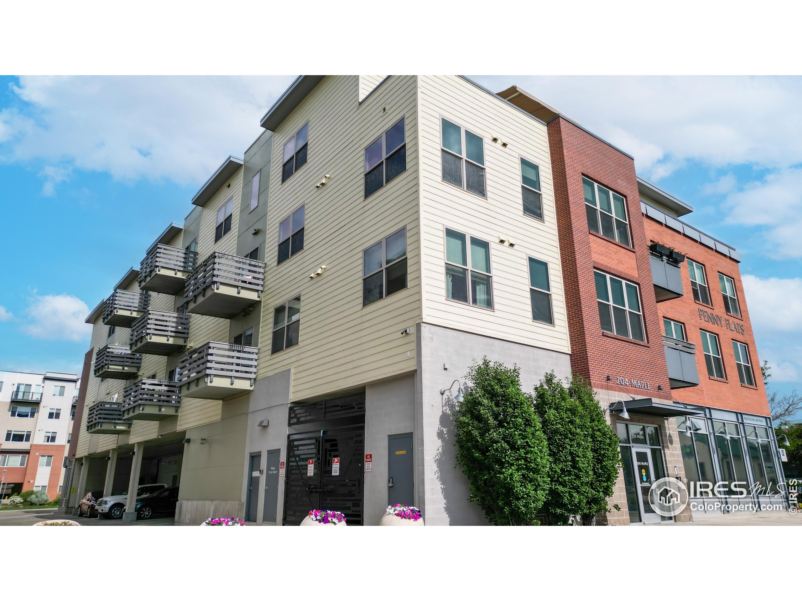 204 Maple St 403