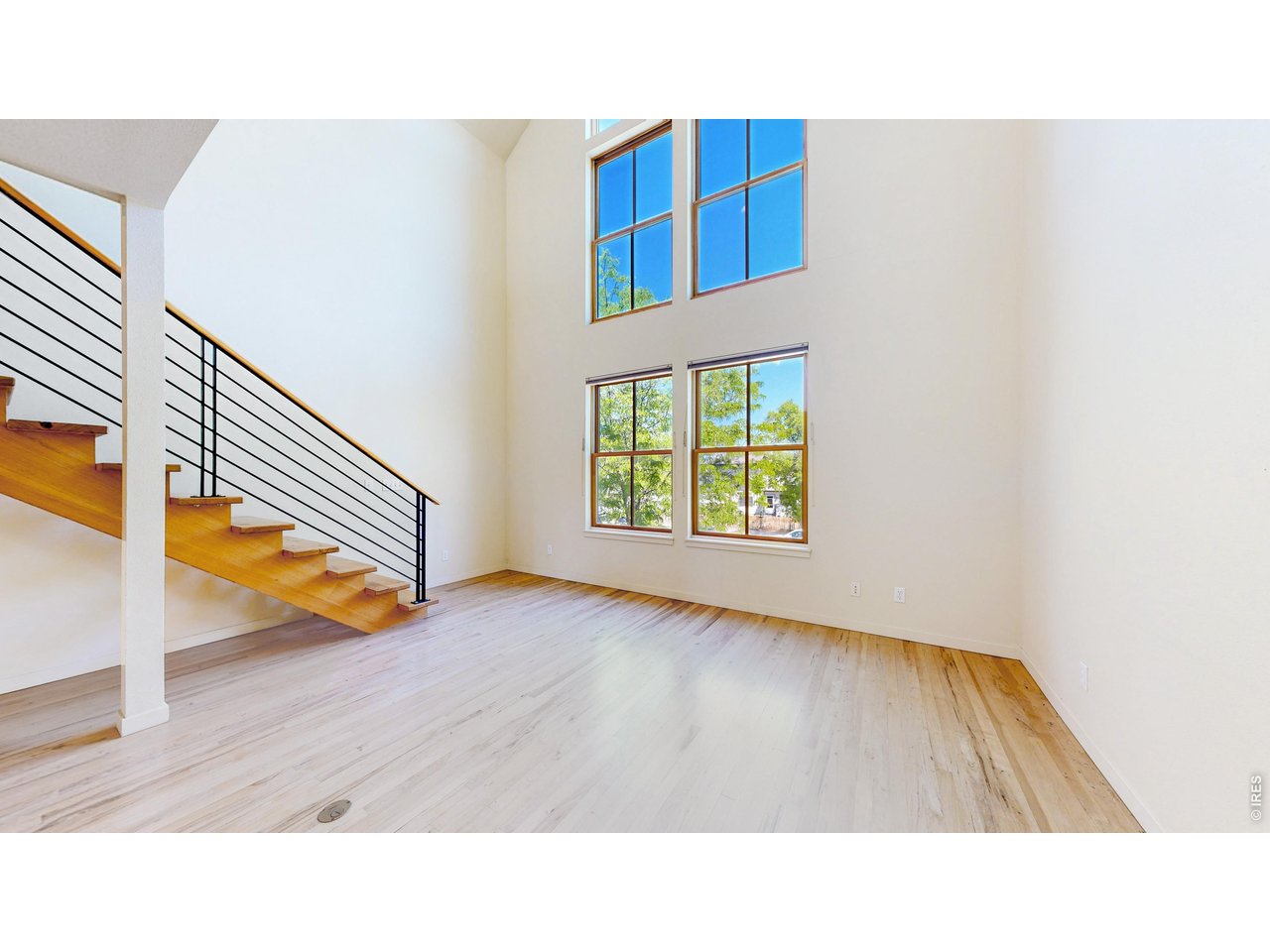 325 Cherry St 206