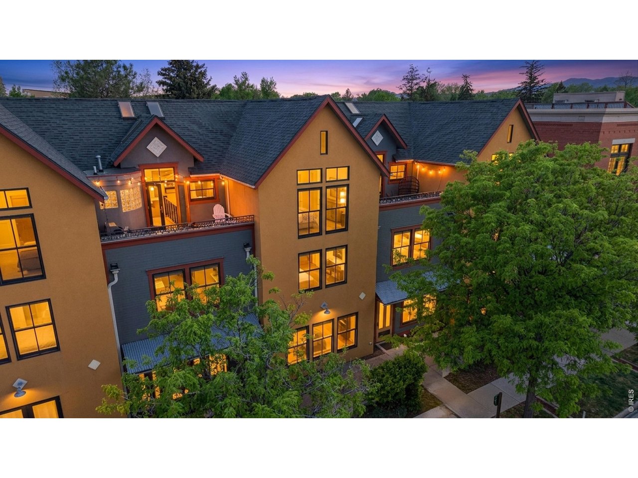 325 Cherry St 206