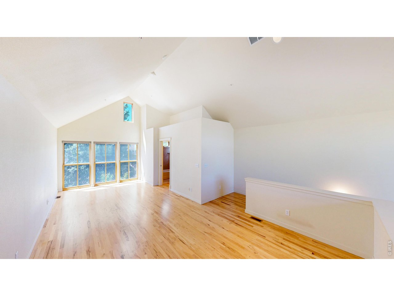 325 Cherry St 206
