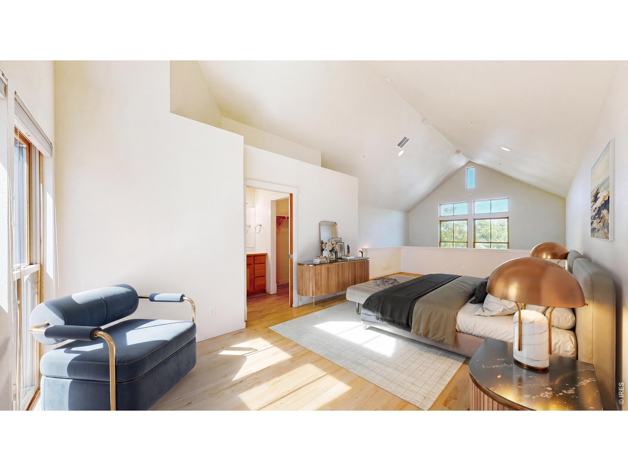 325 Cherry St 206