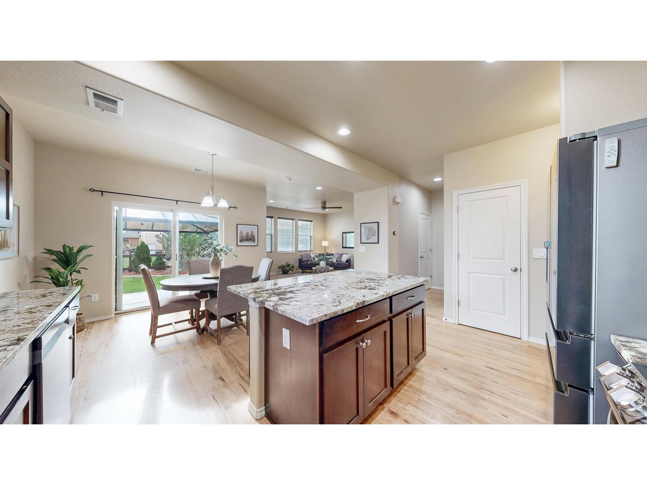 551 Walhalla Cir