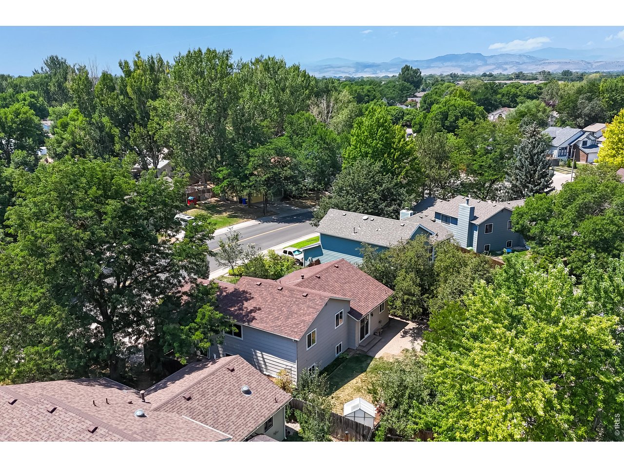 2418 Sunstone Dr