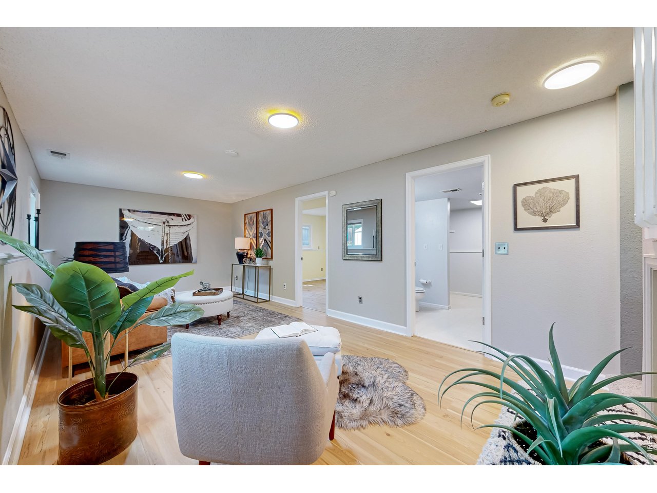 2418 Sunstone Dr