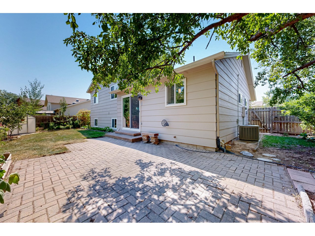 2418 Sunstone Dr