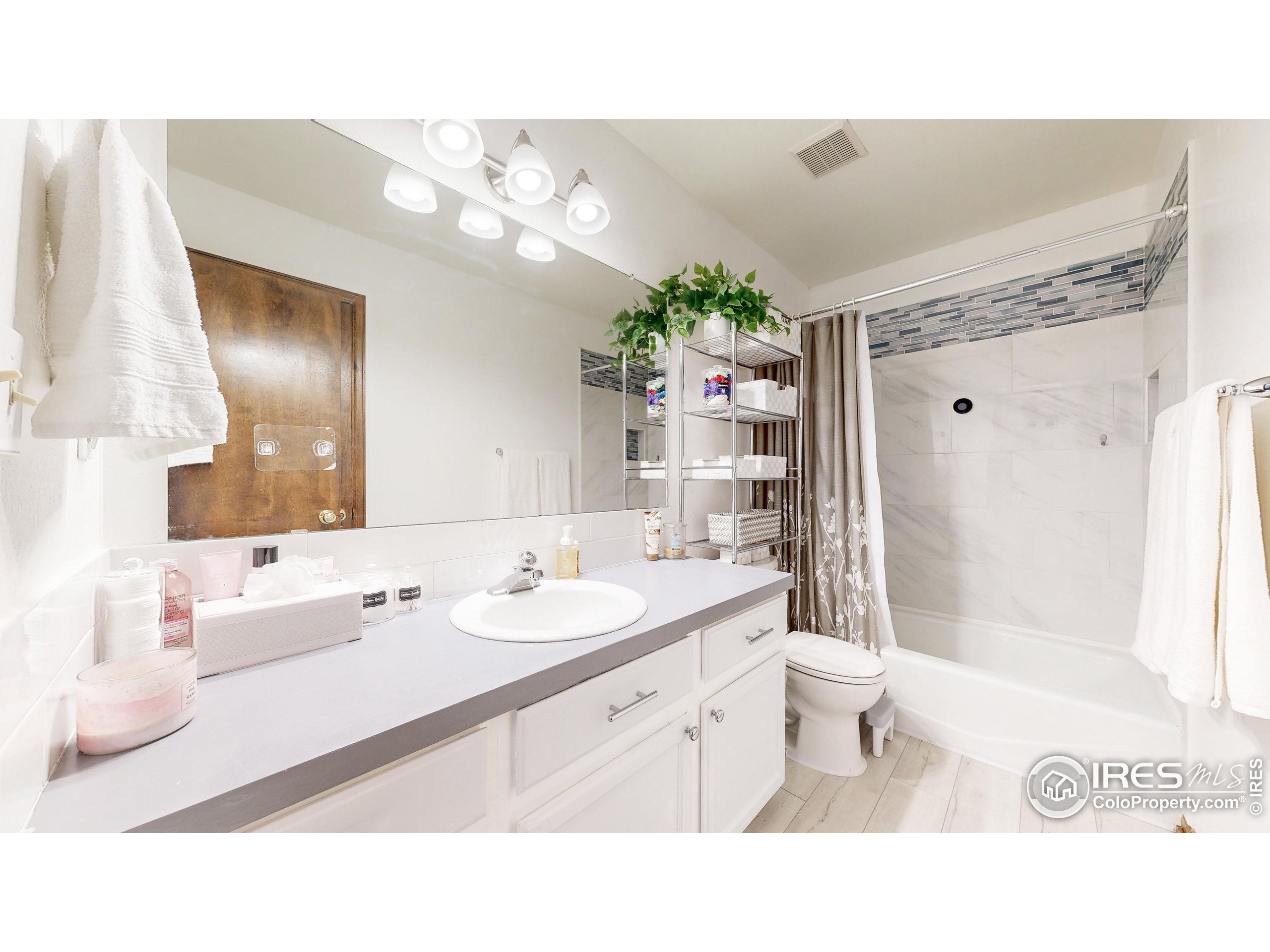 5331 Fossil Ridge Dr