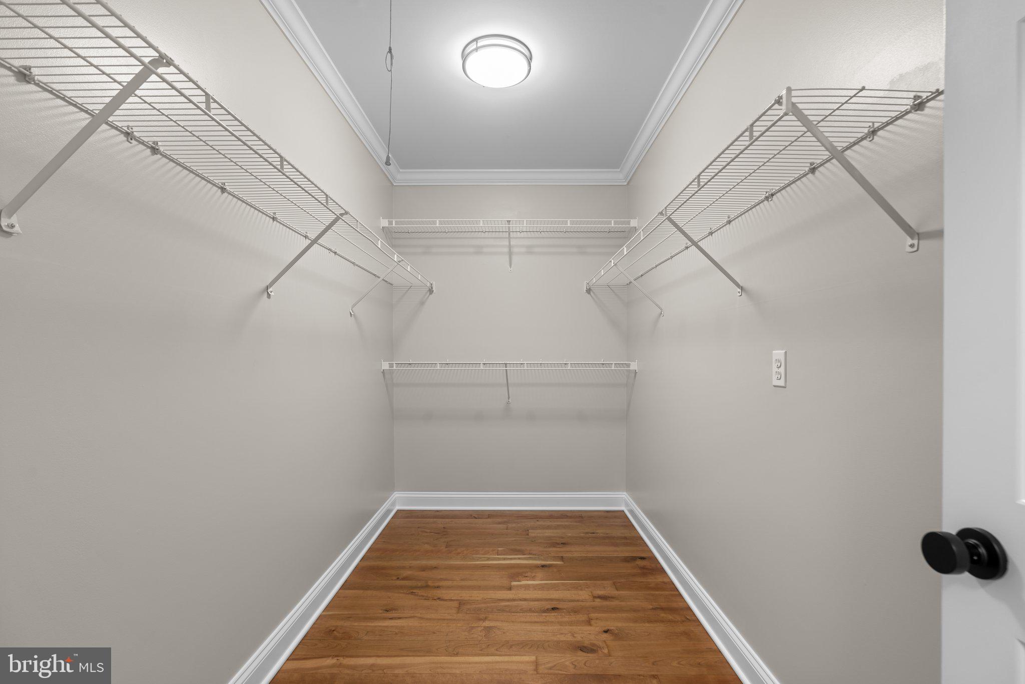 7019 BAY FRONT DRIVE