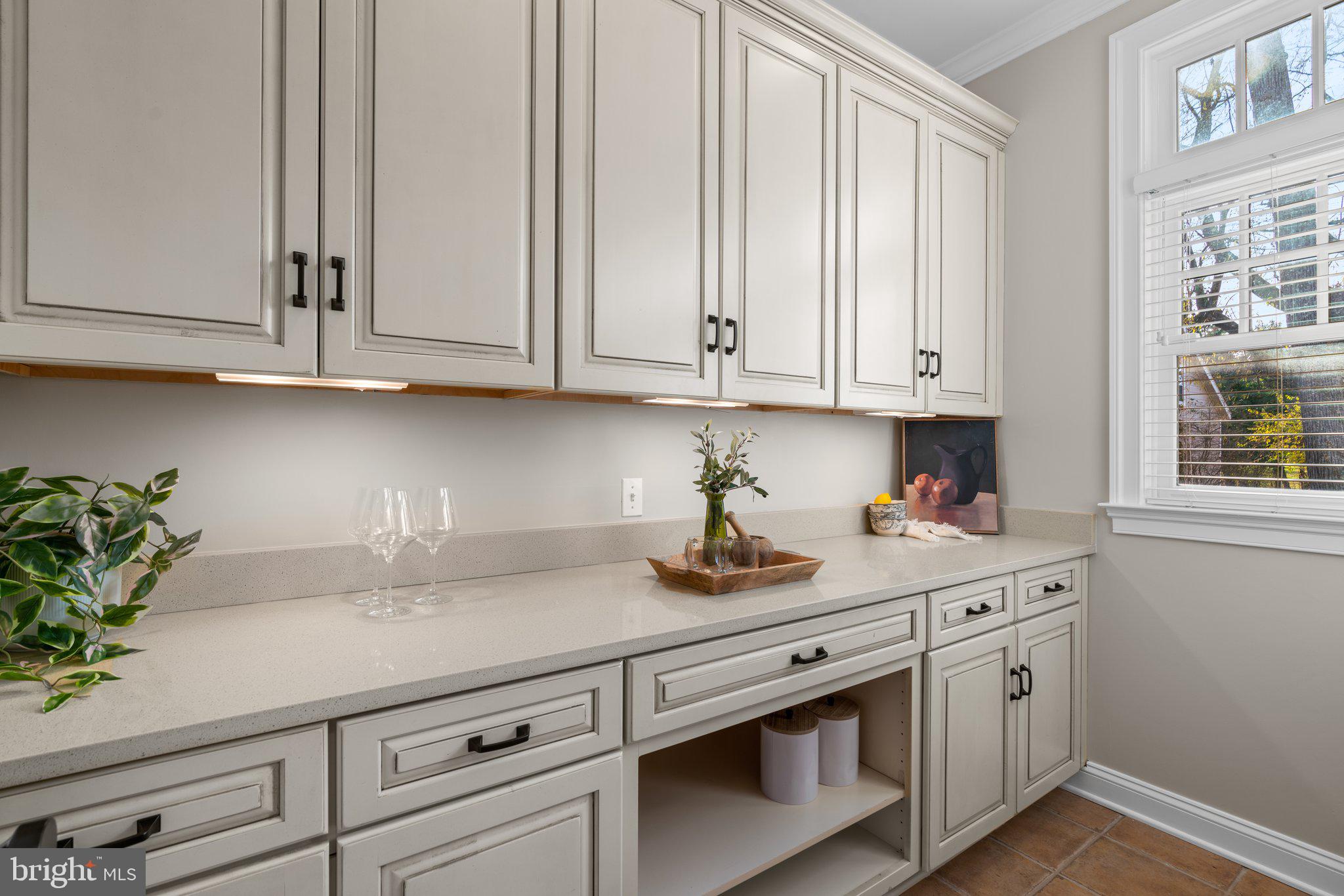 7019 BAY FRONT DRIVE