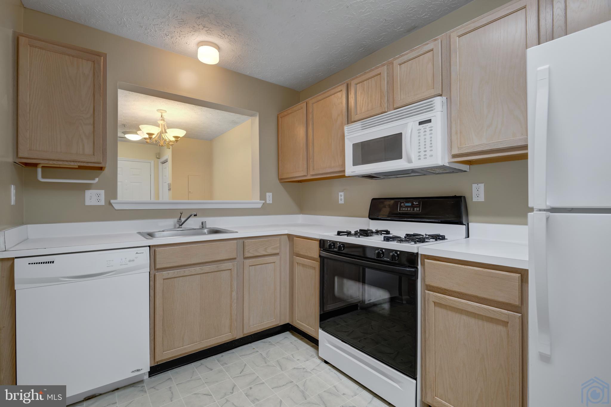 50 AMBERSTONE COURT A 50A