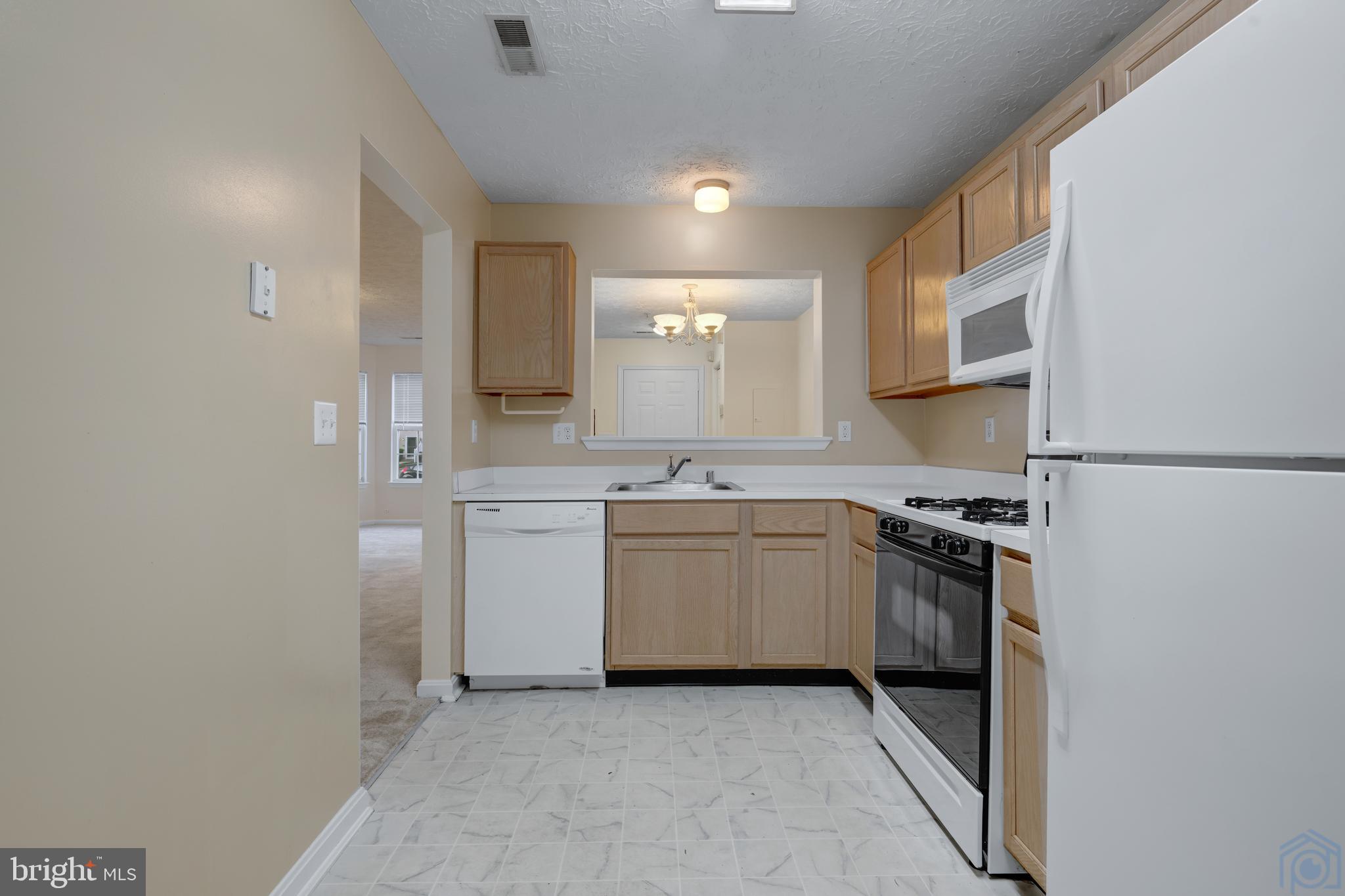 50 AMBERSTONE COURT A 50A