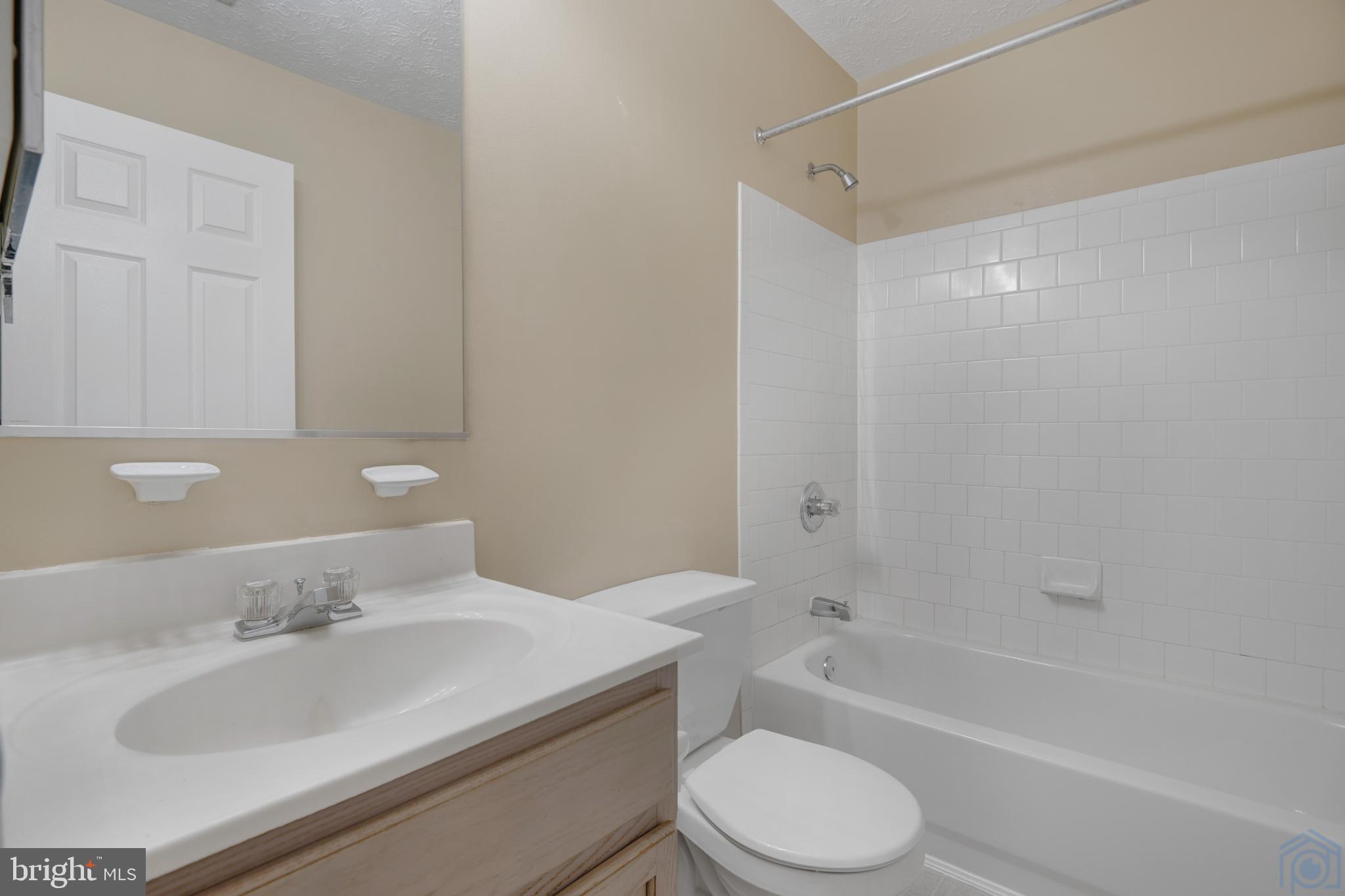 50 AMBERSTONE COURT A 50A