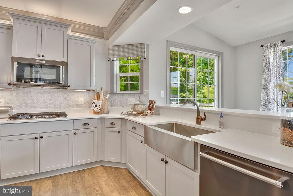 12221 Molly Berry Rd