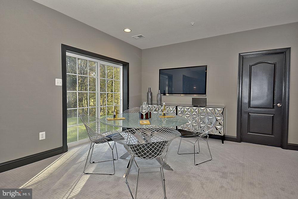 12221 Molly Berry Rd