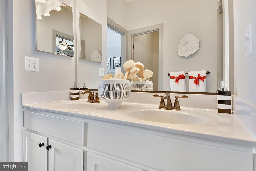 12221 Molly Berry Rd