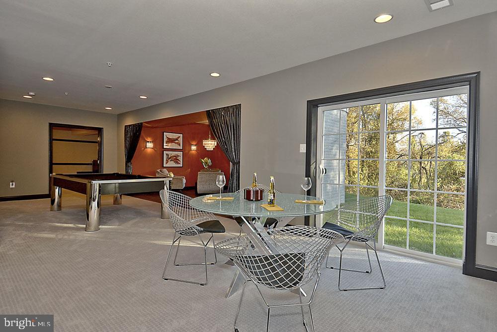 12221 Molly Berry Rd