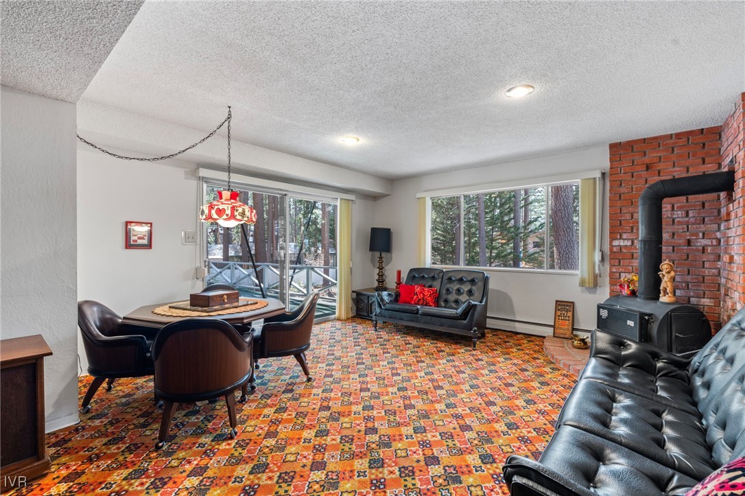 1032 Lynn Way