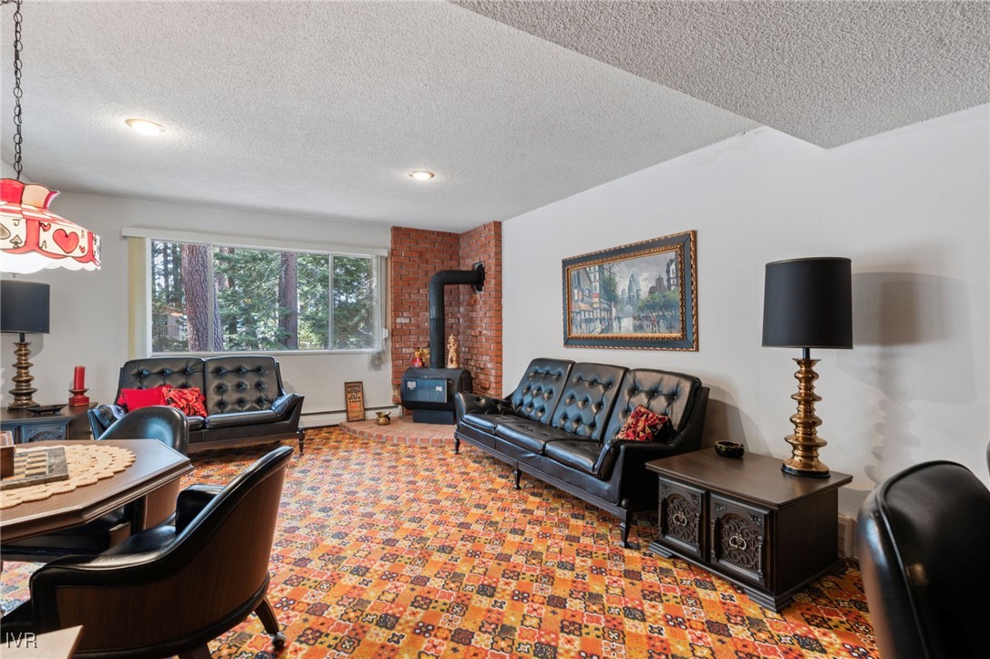 1032 Lynn Way