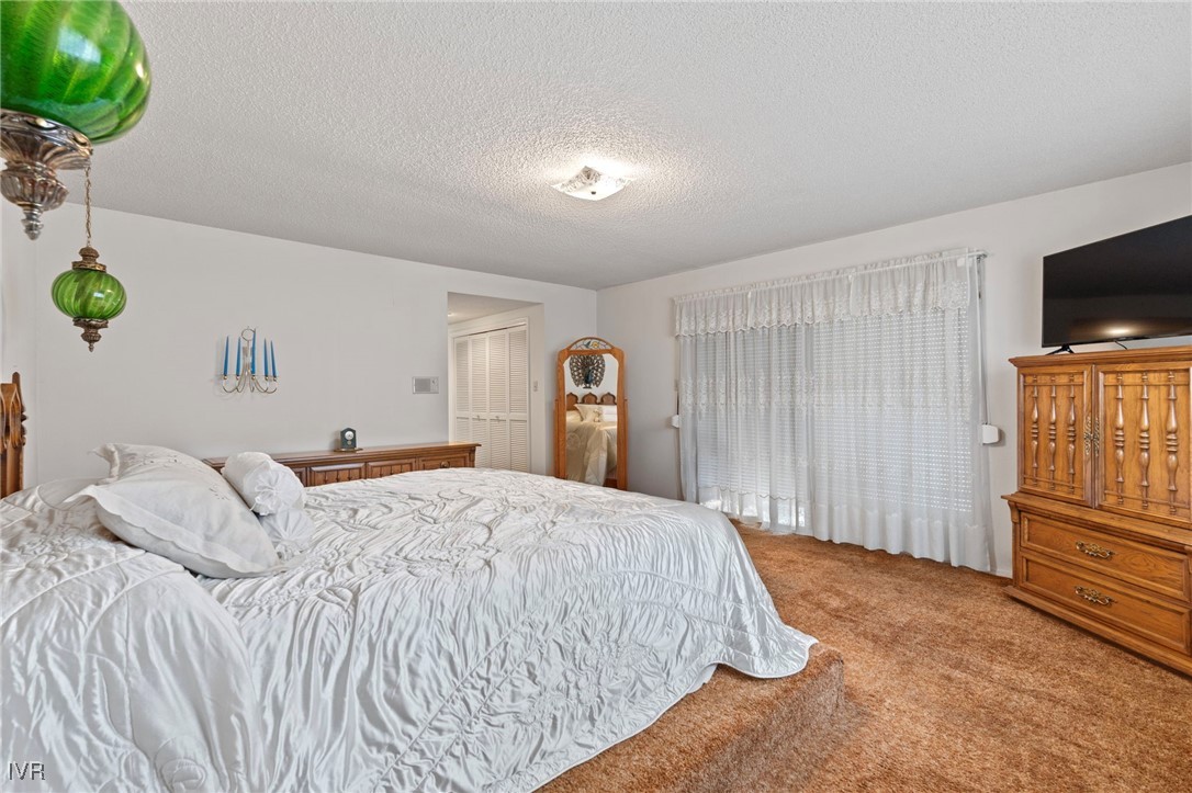1032 Lynn Way