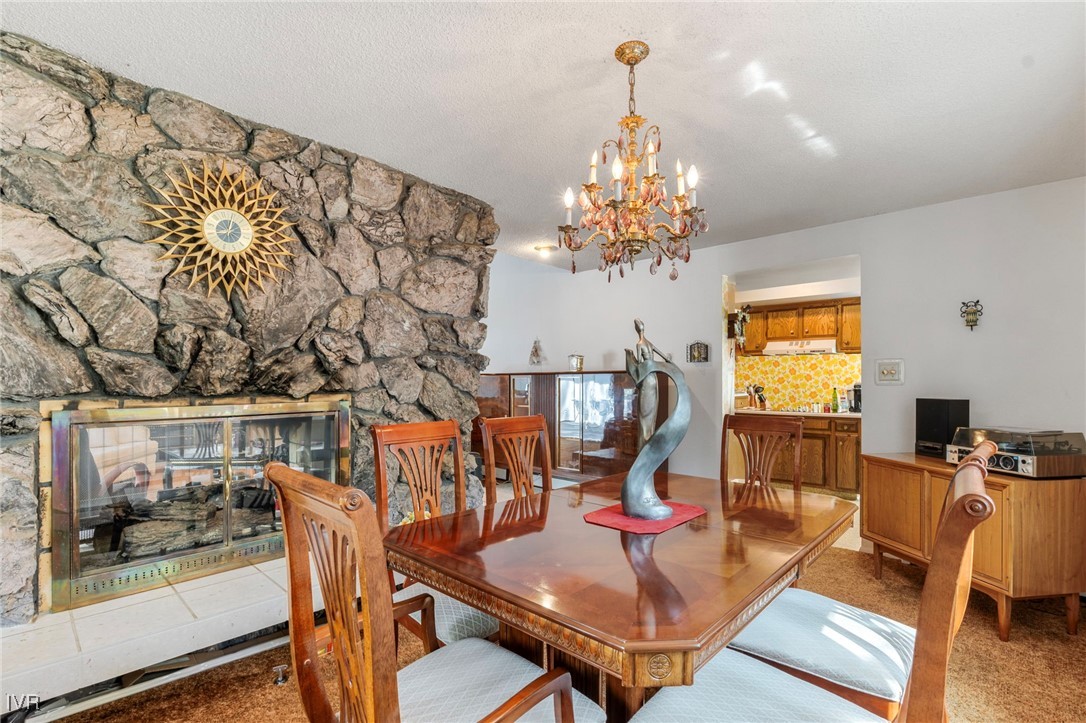 1032 Lynn Way