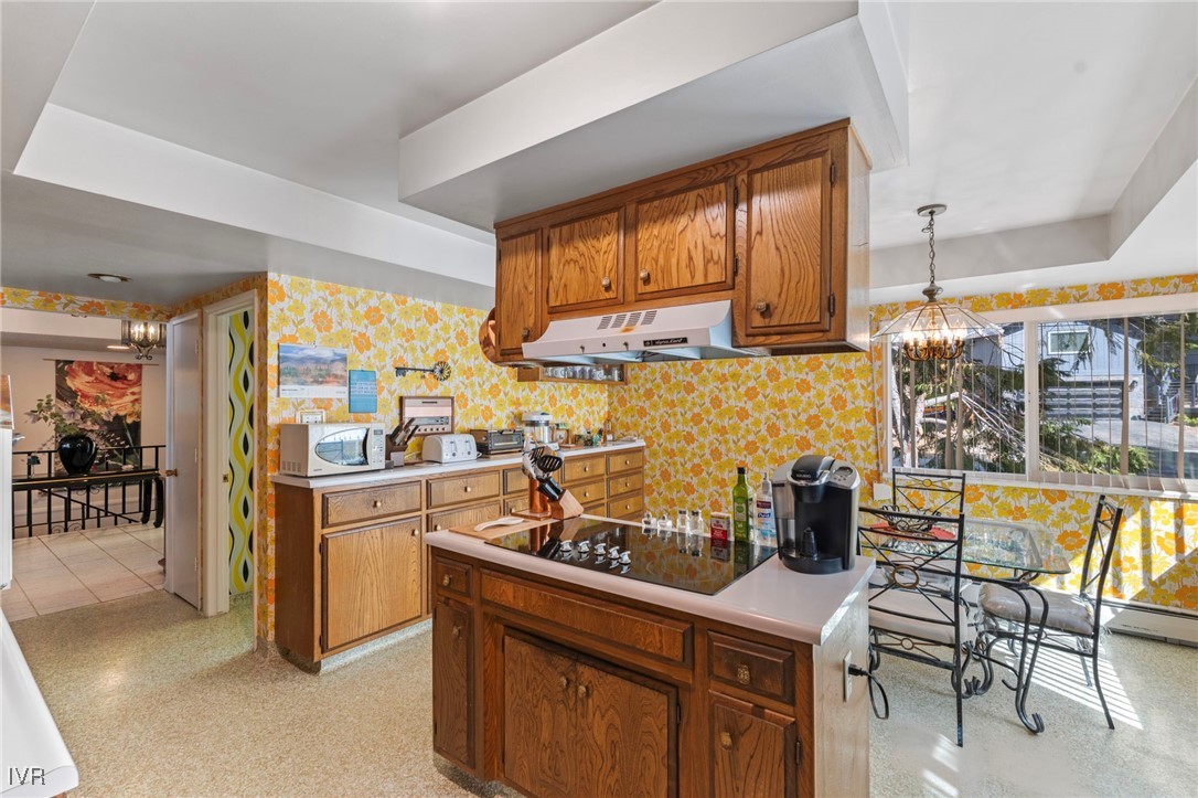 1032 Lynn Way