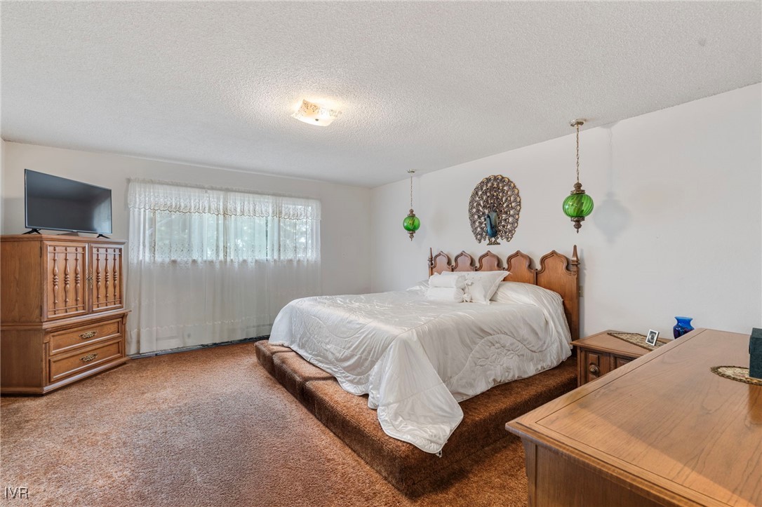 1032 Lynn Way